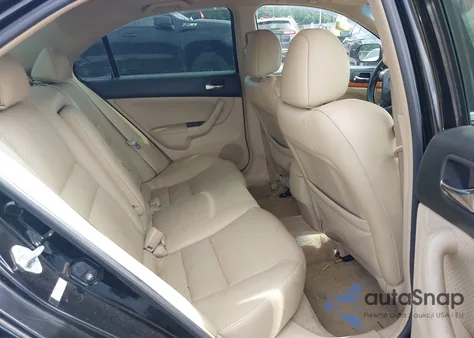 2004 Acura Tsx from USA, damaged, VIN JH4CL96824C007380